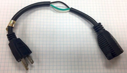 1-foot extension power cord 1 英尺延長線的圖片