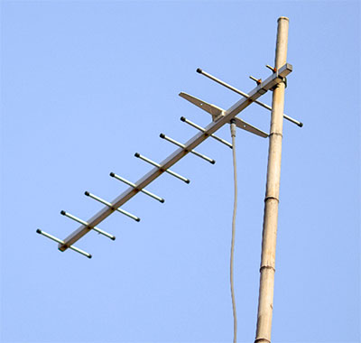 Yagi antenna with seven directors
