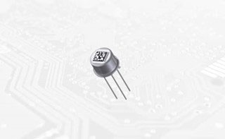 Quantic Croven: Piezoelectric Quartz Crystal Resonators for RF Applications