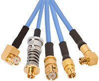 Amphenol SV Microwave High-Density RF Cable Assemblies Image des assemblages de câbles RF haute densité d'Amphenol SV Microwave