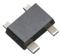 CEL Low Noise Amplifier (LNA) for Active Antenna Applications Immagine dell'amplificatore a basso rumore (LNA) di CEL per applicazioni con antenna attiva