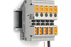Phoenix Contact's Push-X Terminal Blocks Image of Phoenix Contact's Push-X Terminal Blocks