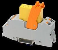 Phoenix Contact's RIFLINE Pluggable Force-Guided Relays Image des relais à guidage forcé enfichables RIFLINE de Phoenix Contact