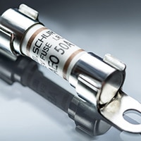 SCHURTER's AEO Series 10.3 mm x 38 mm Midget-fuse for EV Automotive Applications Image of Schurter's AEO Series 10.3 mm x 38 mm Midget-fuse for EV Automotive Applications