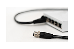 采用屏蔽式 Cat5e 结构的 M12 D 型以太网电缆组件 Image of Tensility M12 D-Code Ethernet Cable Assemblies with Shielded Cat5e Construction