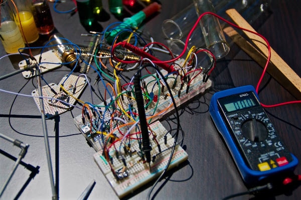 How To Use a Multimeter How To Use a Multimeter