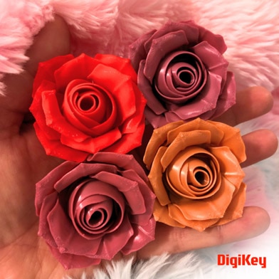 DIY 3D Printed Flowers & Vase for Valentine’s DIY 3D Printed Flowers & Vase for Valentine’s