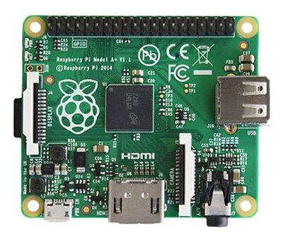 第一代 Raspberry Pi 的設計以 Broadcom 的 BCM2835 SoC 為基礎，其中整合了 700 MHz 單核心 ARM11 CPU。