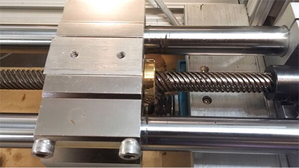 Image of carriage pressing against the limit switch
