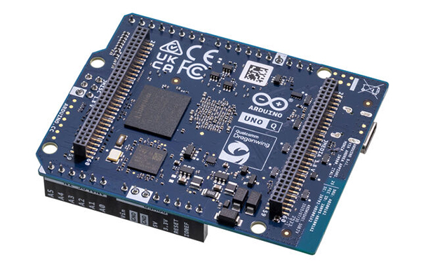 Image of Arduino UNO Q hybrid single-board computer (bottom view)