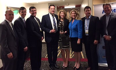 KEMET presents Digi-Key with the High Service Distributor of the Year Award