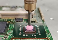 Laird Tputty 910 隔熱材料的圖片
