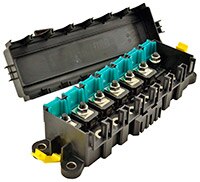 Littelfuse ZCASE® FHZ 系列保险丝座图片