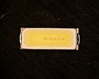 Lumex OptoComponents 的 SML-LX4014UQC-TR 超亮白色 SMT LED 的图片