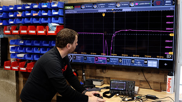 Image of Mastering Oscilloscope Triggers and Capture