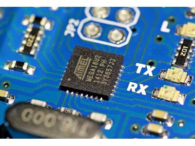 How to Permanently Store Data on an Arduino's Built-in EEPROM