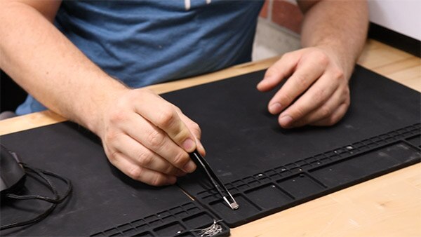 Fix or Toss? How to Know If Your Electronics Are Worth Fixing