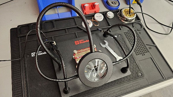 Image of Solder Smarter Using DigiKey Standard Helping Hands